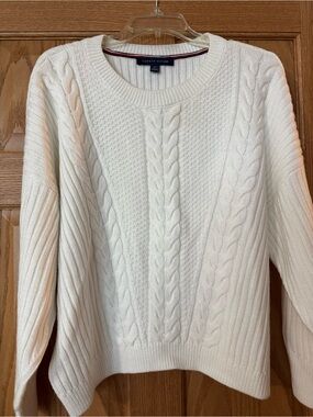 Tommy Hilfiger Cream Crewneck Sweater Large